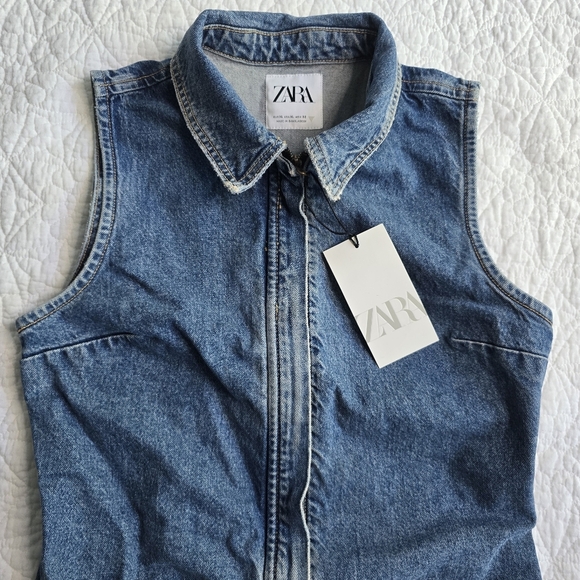 Zara Mini Zippered Sleeveless Denim Dress - Picture 5 of 15